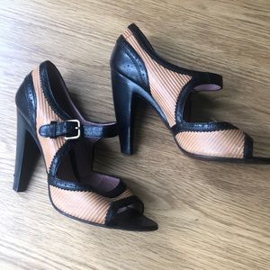 Derek Lam black and tan pumps